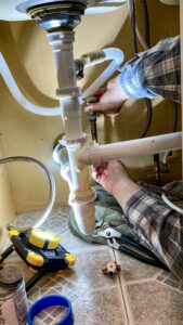 plumber-at-work-2024-12-05-14-22-44-utc