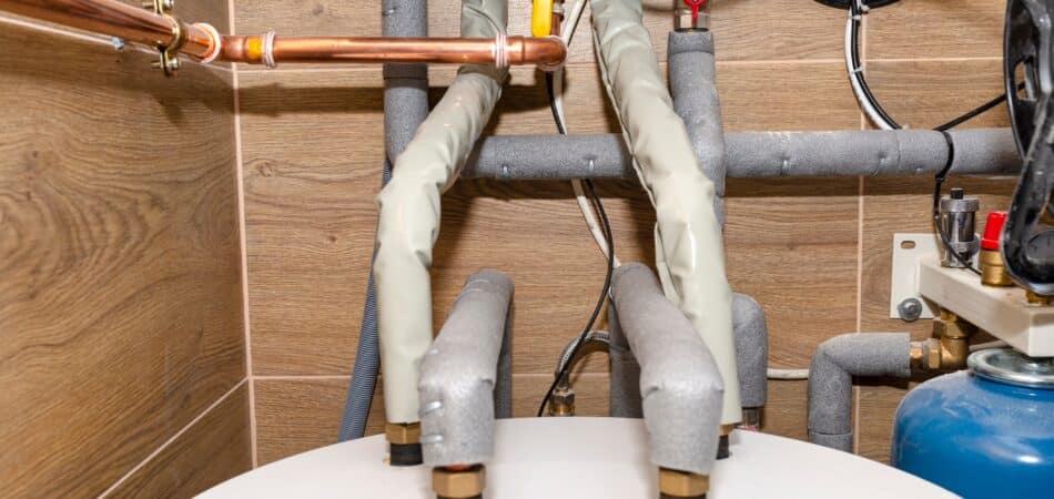 water heater tank with anode rod